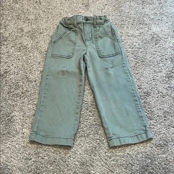 OshKosh | Sage Green Ankle Pants for Little Girls - Picture 5 of 5